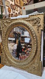 espejo en pan de oro viejo